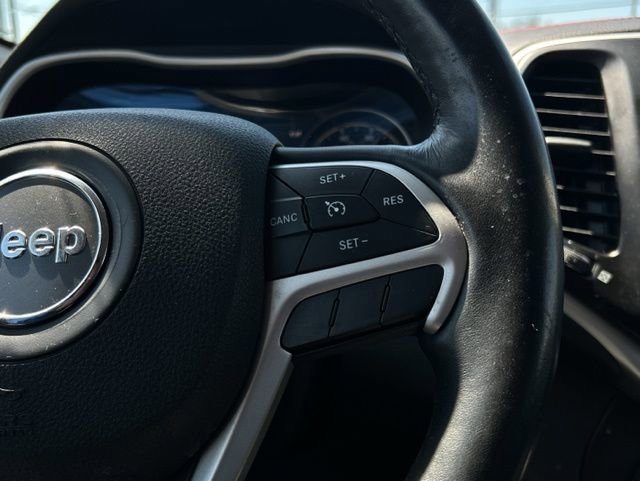 Used 2015 Jeep Cherokee Trailhawk w/ Comfort/Convenience Group image 36