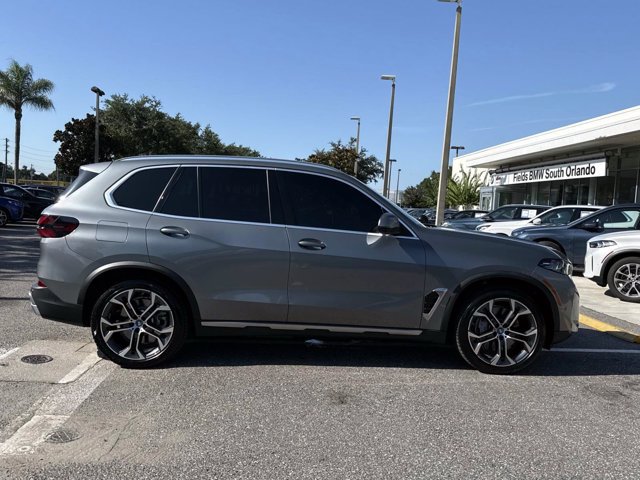 Certified 2025 BMW X5 xDrive50e w/ Climate Comfort Package AWD/4WD image 2
