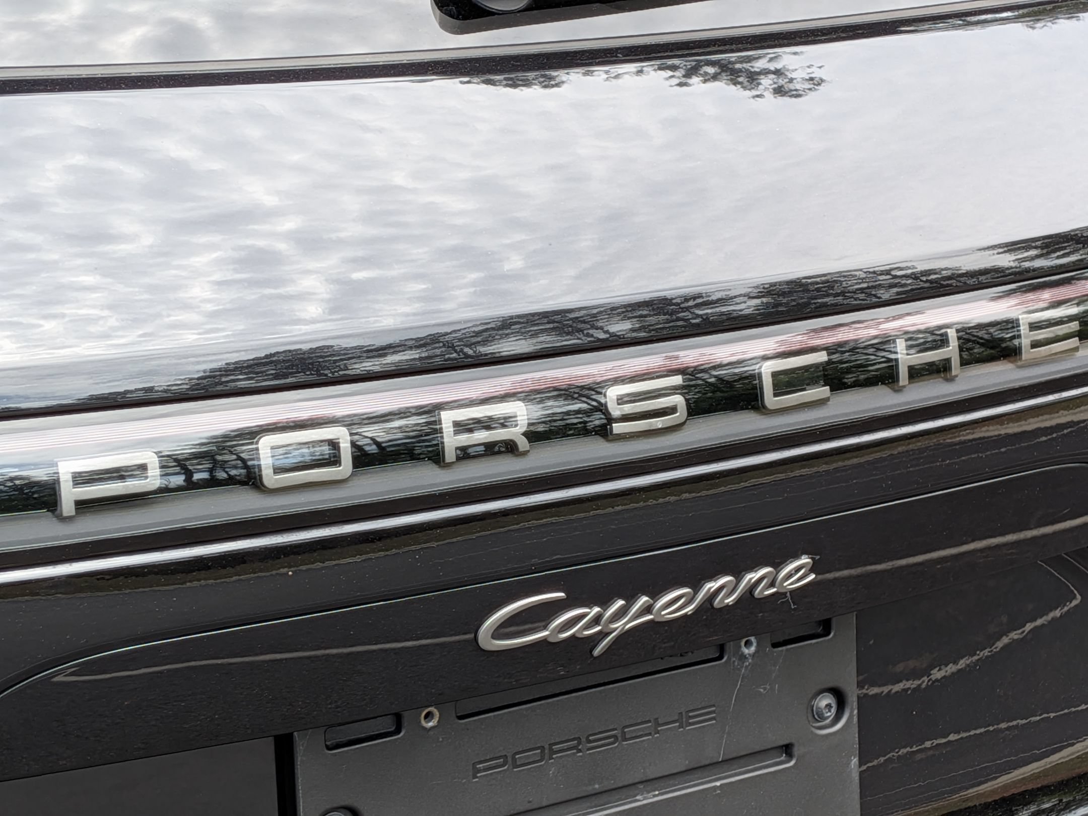 Certified 2022 Porsche Cayenne Platinum Edition AWD/4WD image 30