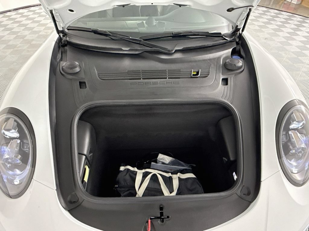 Certified 2018 Porsche 911 Carrera 4S AWD/4WD image 25