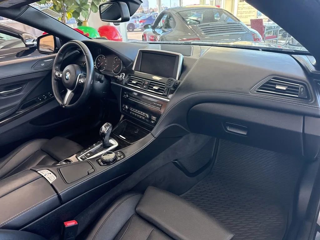 Used 2015 BMW 650i xDrive 650i xDrive Convertible 2D image 18