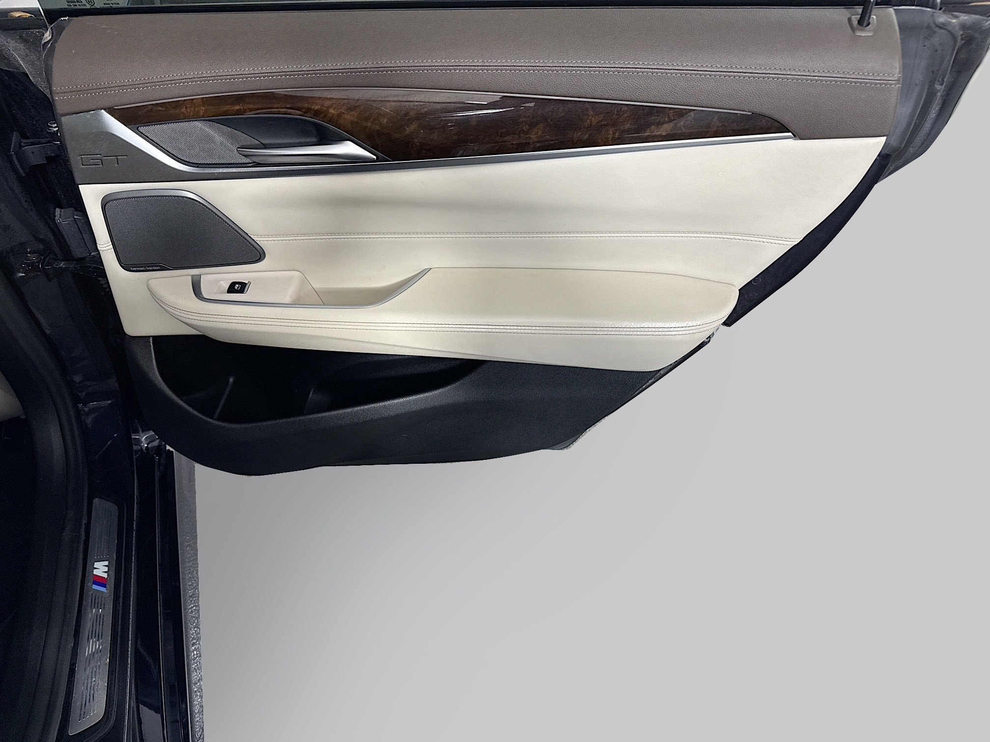 Used 2019 BMW 640i Gran Turismo xDrive w/ Premium Package AWD/4WD image 28