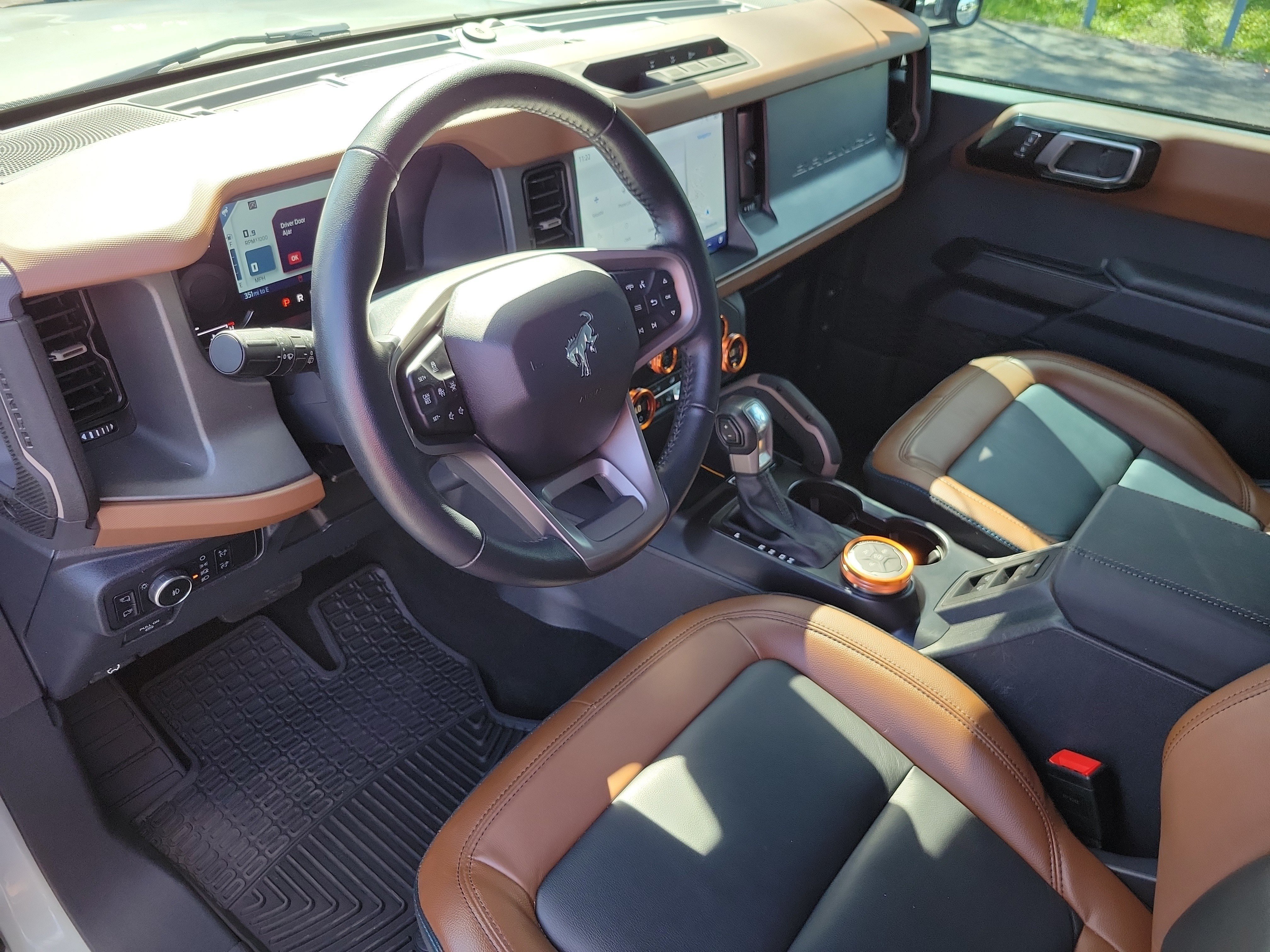 Used 2024 Ford Bronco Outer Banks AWD/4WD image 32