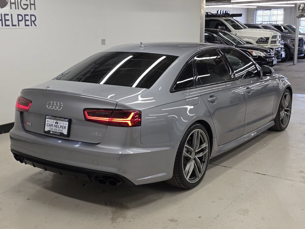 Used 2017 Audi S6 Prestige w/ S6 Sport Package AWD/4WD image 7