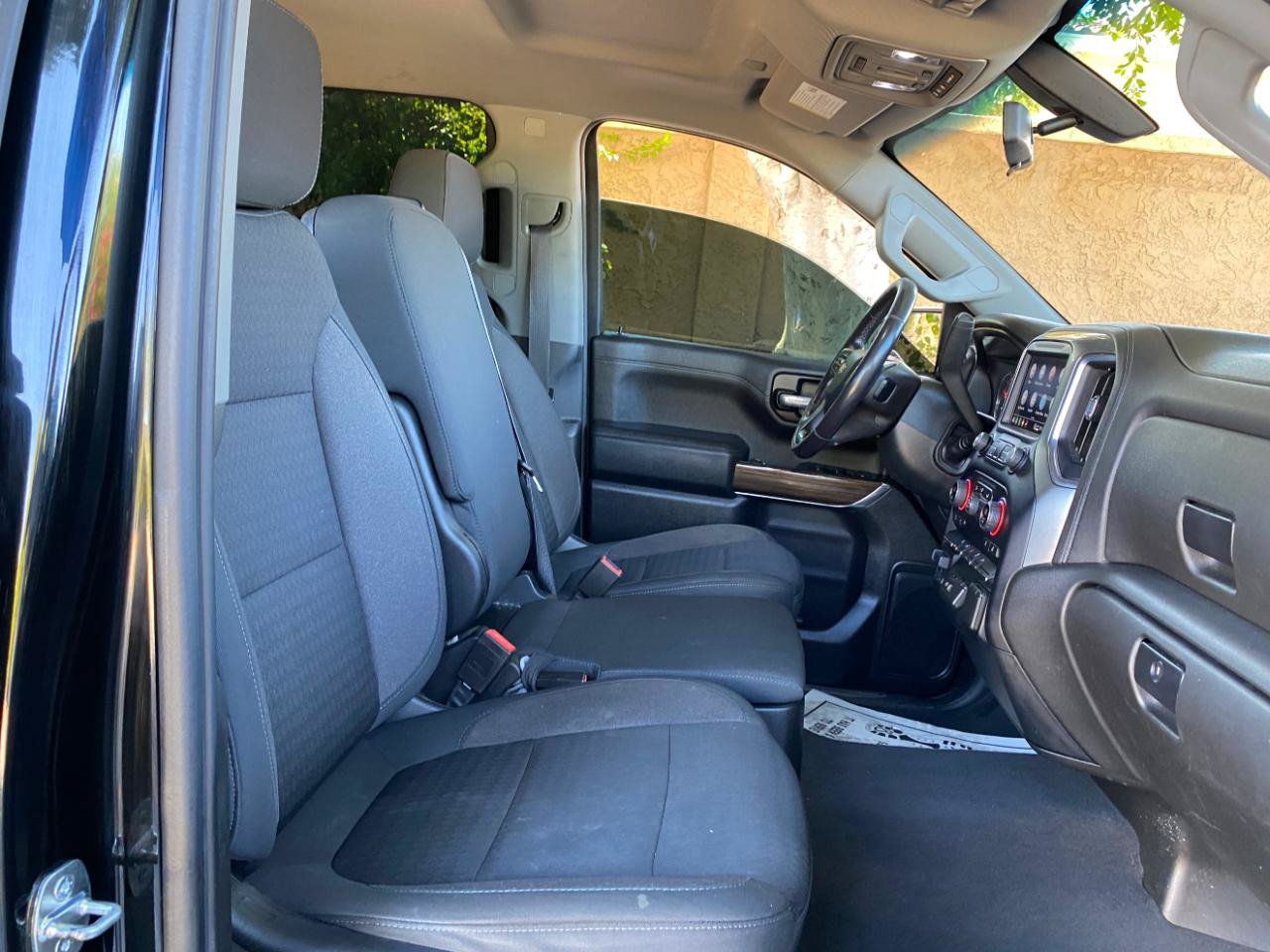 Used 2021 Chevrolet Silverado 1500 LT w/ Convenience Package II AWD/4WD image 43