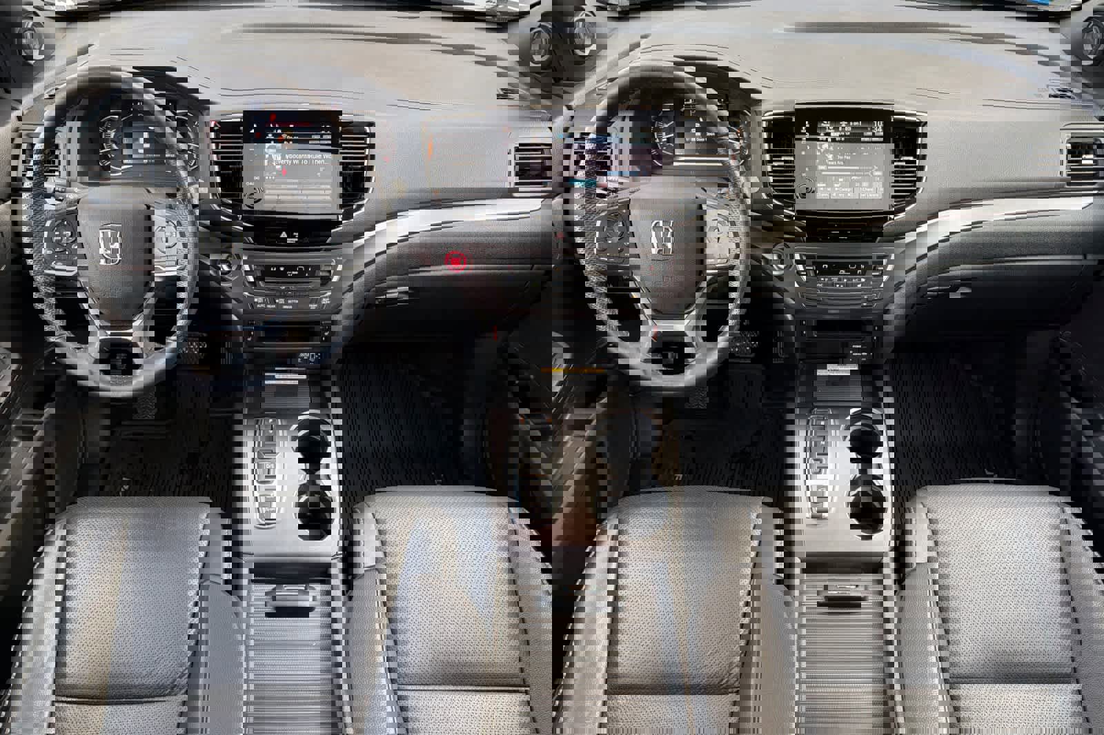 Used 2023 Honda Passport EX-L image 3