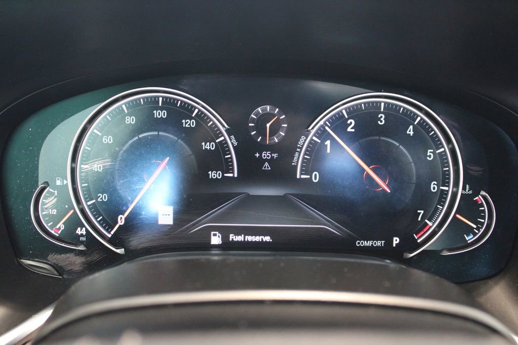 Used 2017 BMW 750i xDrive AWD/4WD image 5