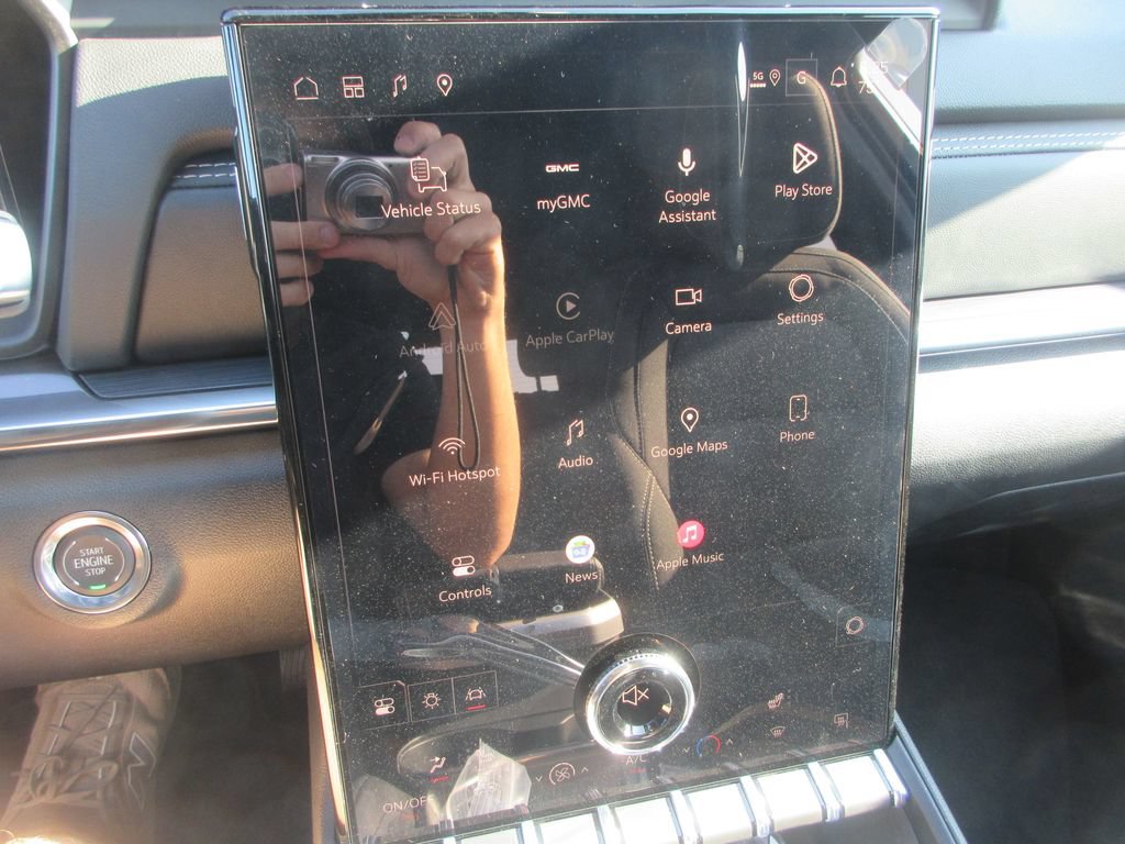 New 2027 GMC Terrain Elevation w/ Black Edition FWD image 16