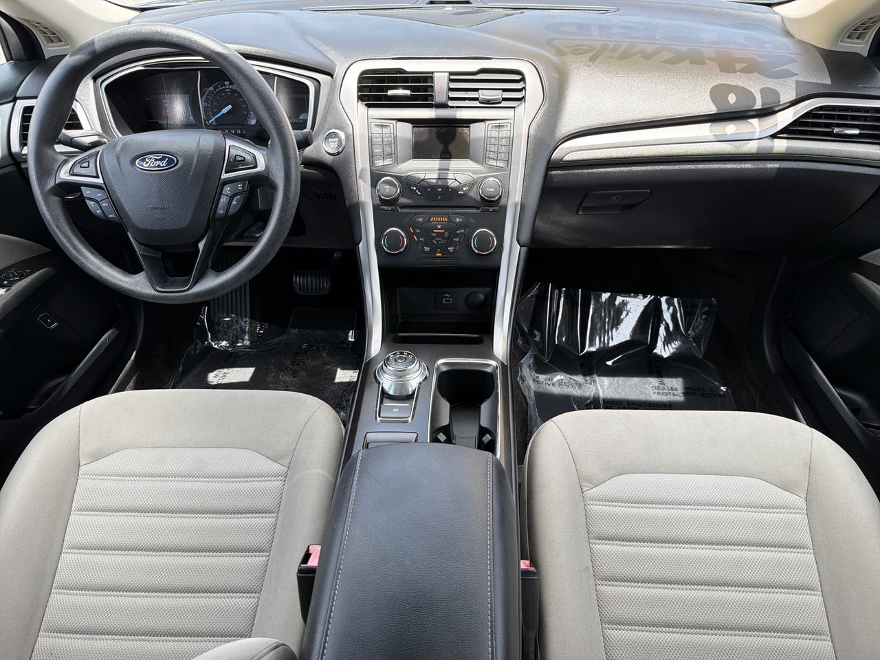 Used 2018 Ford Fusion S FWD image 11