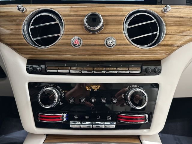 Used 2023 Rolls-Royce Ghost image 27