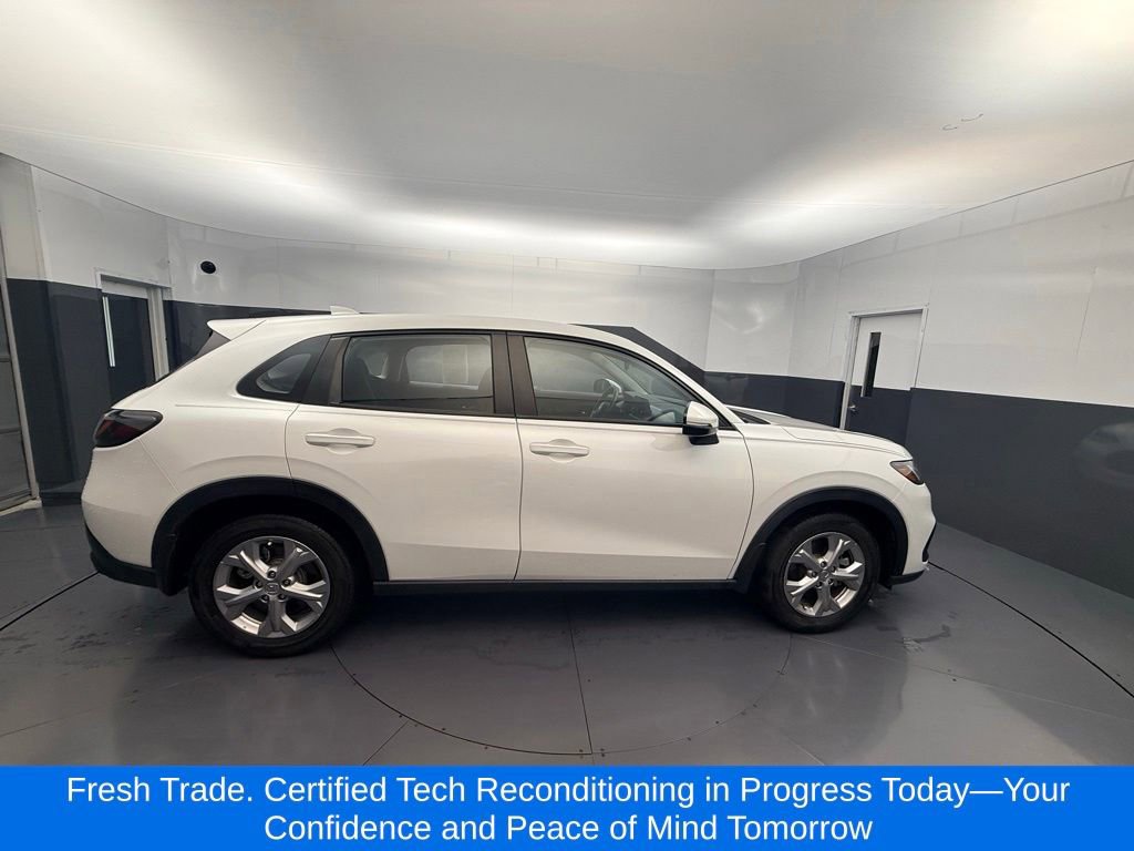 Used 2024 Honda HR-V LX image 5