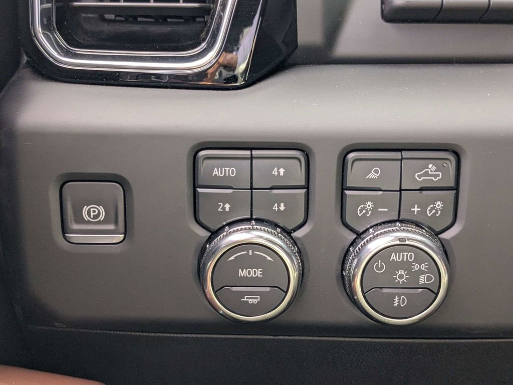 Used 2025 GMC Sierra 1500 Denali Ultimate image 24