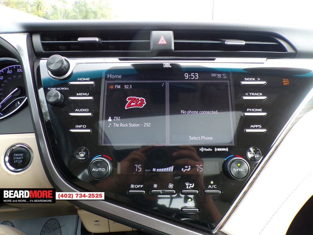 Used 2018 Toyota Camry XSE image 39