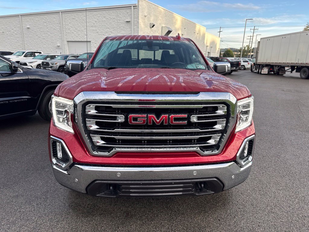 Used 2022 GMC Sierra 1500 SLT w/ SLT Premium Package AWD/4WD image 2