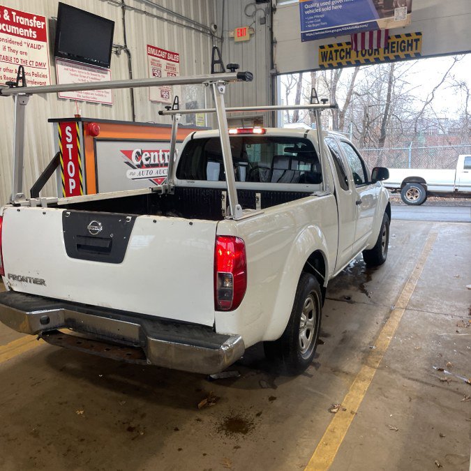 Used 2015 Nissan Frontier S image 4
