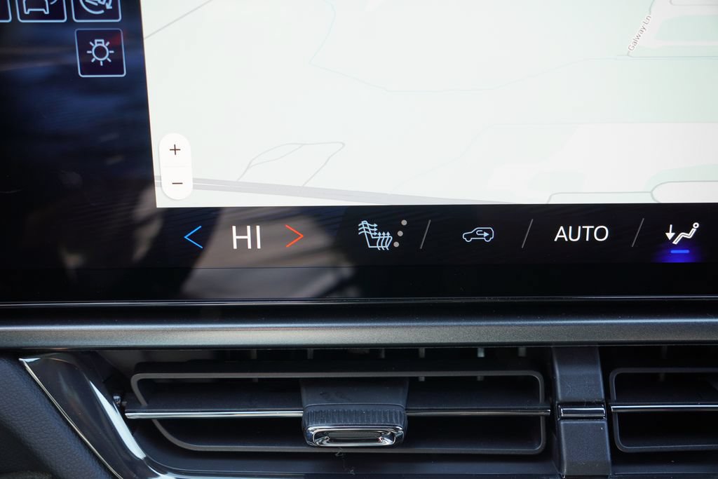New 2026 Chevrolet Equinox EV RS AWD/4WD image 14