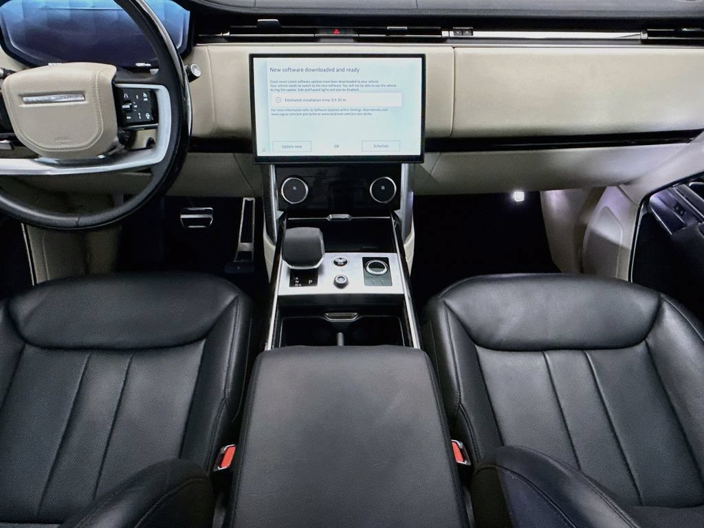 Certified 2023 Land Rover Range Rover SE AWD/4WD image 13
