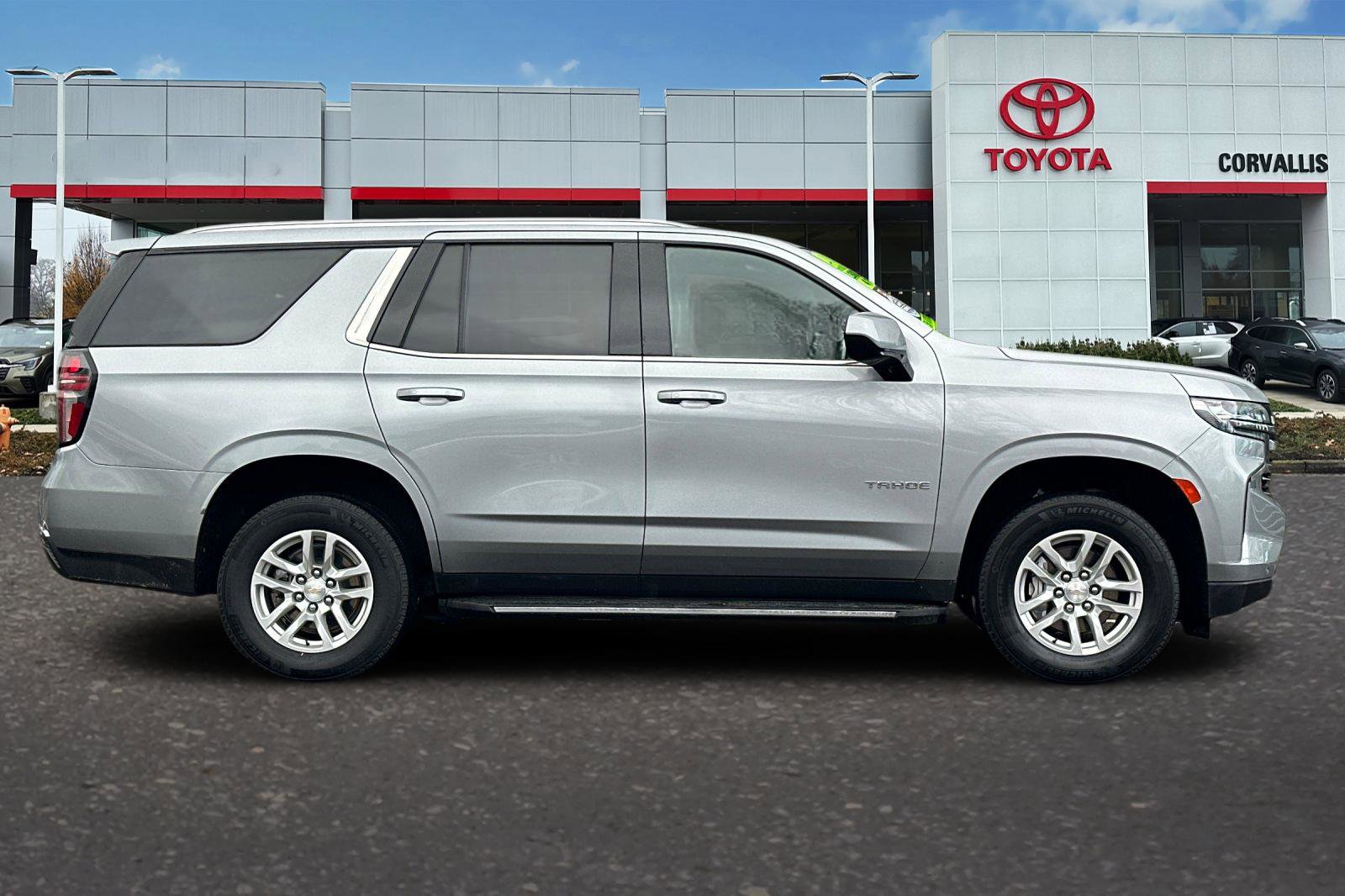 Used 2024 Chevrolet Tahoe LT image 3