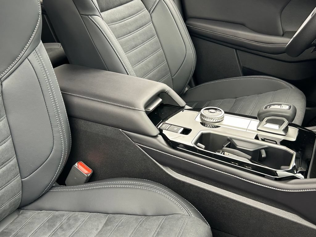 New 2026 Mitsubishi Outlander SE FWD image 14