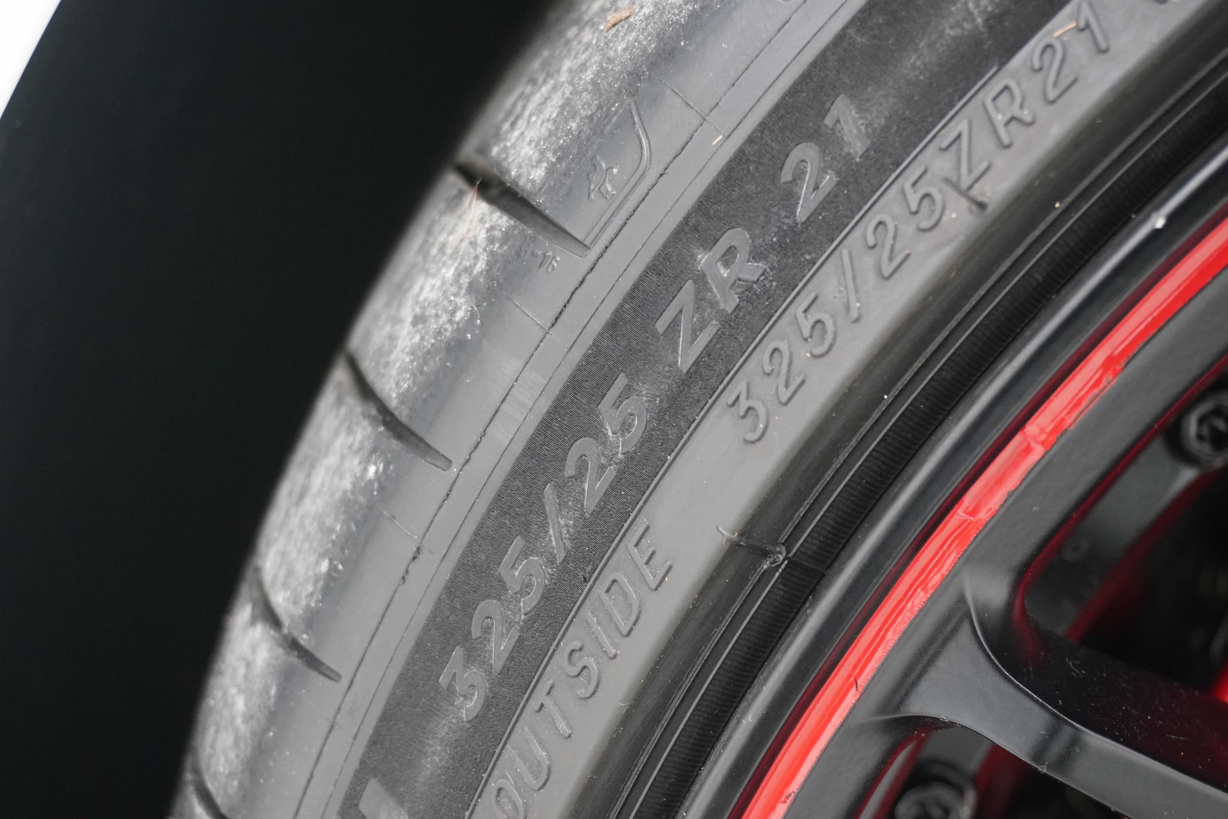 Used 2021 Chevrolet Corvette Stingray Premium Cpe w/ Z51 Performance Package image 39