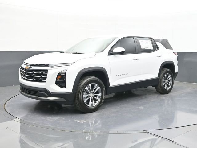 New 2026 Chevrolet Equinox LT FWD image 3