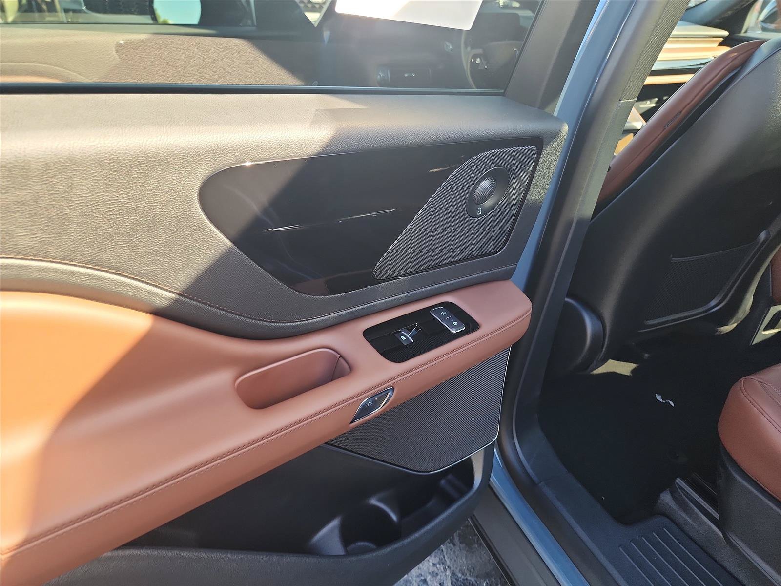 New 2026 Lincoln Aviator Reserve RWD image 17