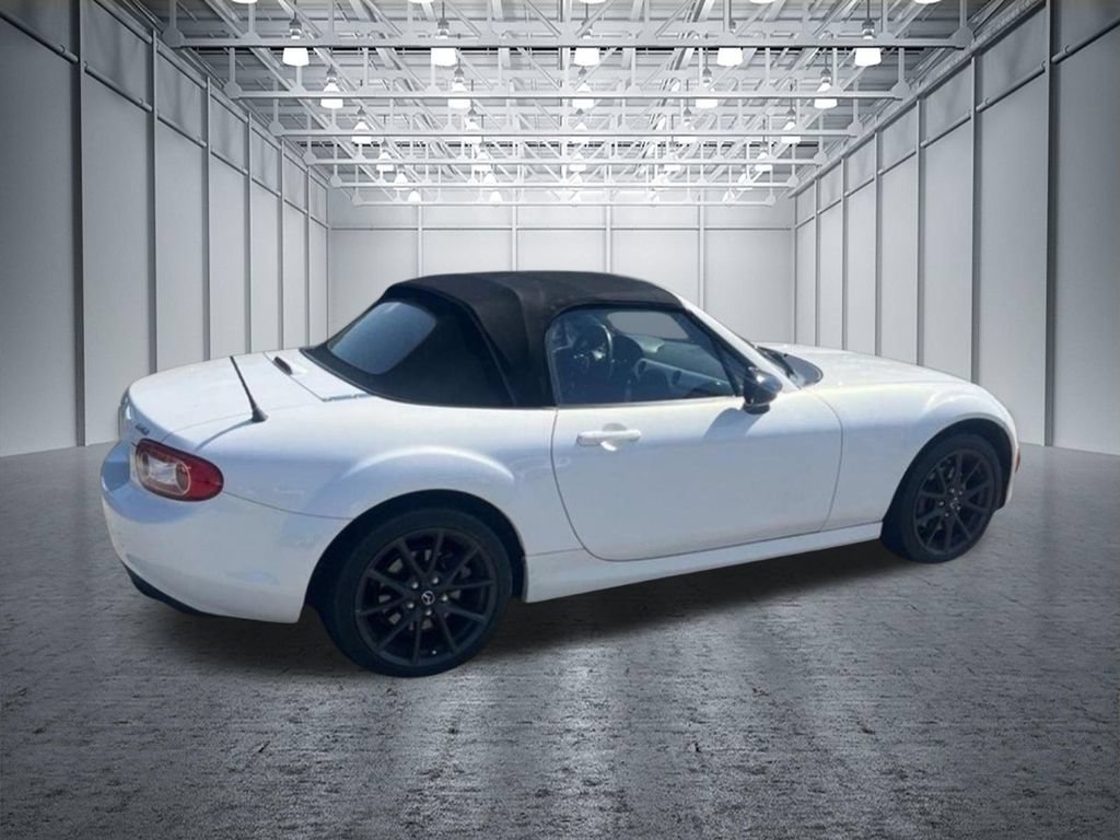 Used 2013 MAZDA MX-5 Miata Club RWD image 5