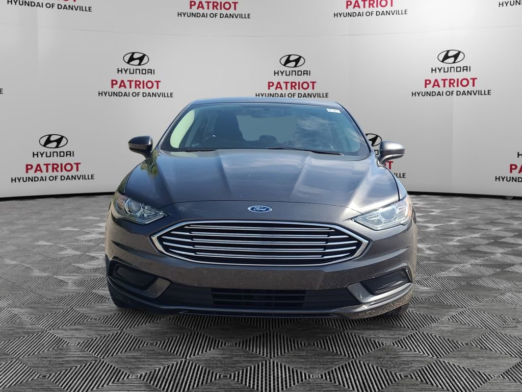 Used 2018 Ford Fusion SE FWD image 8