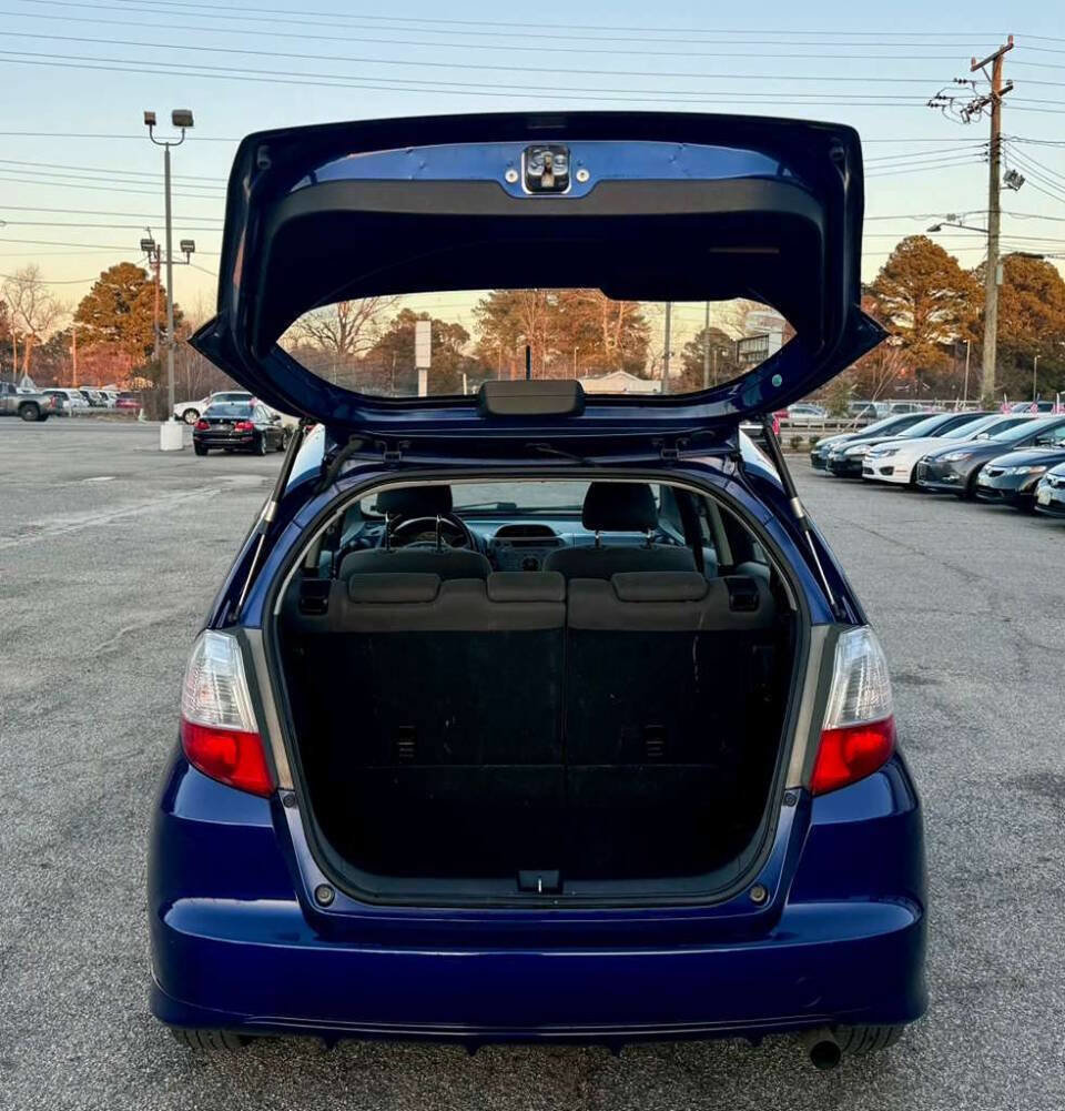 Used 2011 Honda Fit Base 4dr Hatchback 5A image 5