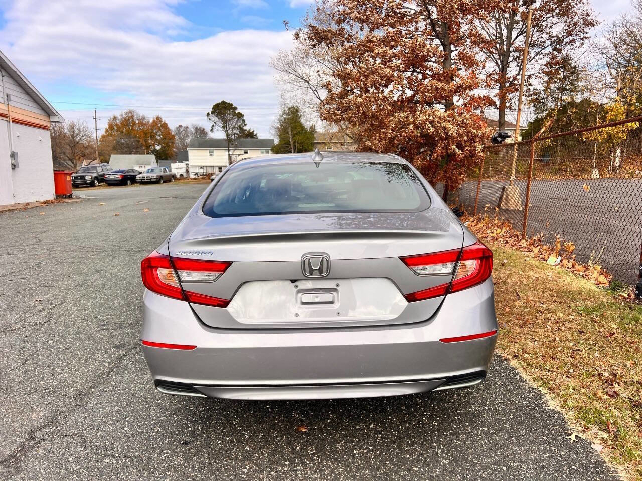 Used 2018 Honda Accord LX image 2