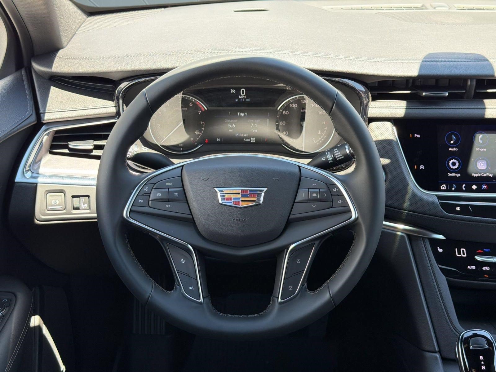 New 2026 Cadillac XT5 Luxury w/ LPO, Floor Liner Package AWD/4WD image 10