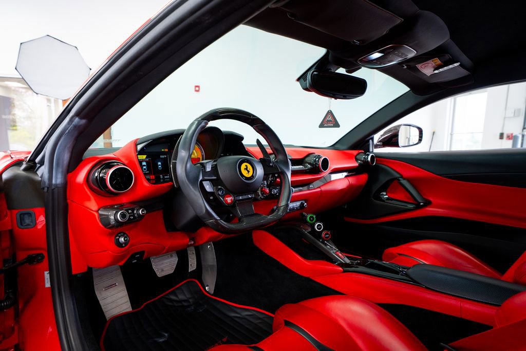 Used 2020 Ferrari 812 Superfast image 45