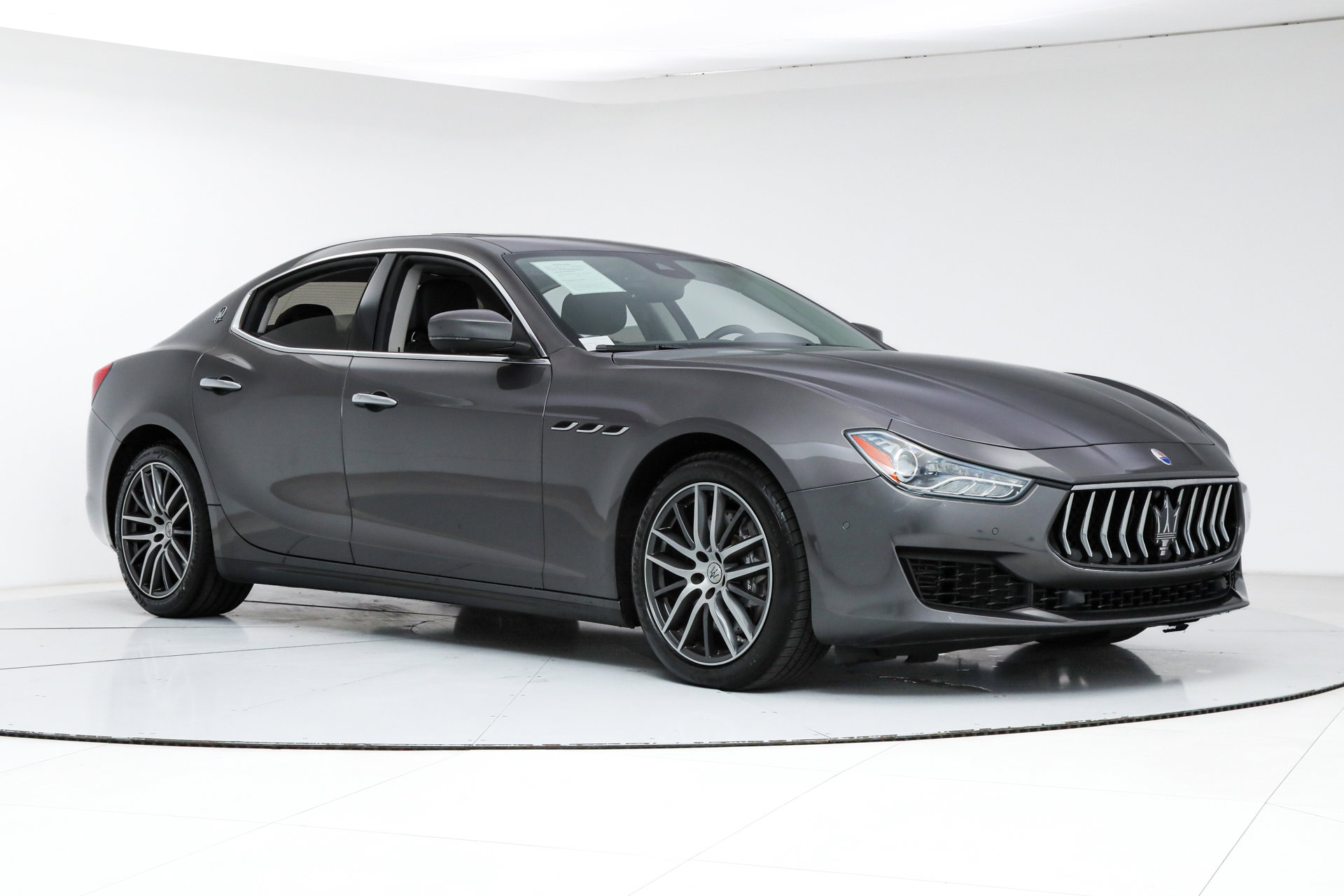 Used 2021 Maserati Ghibli S Q4 AWD/4WD image 7