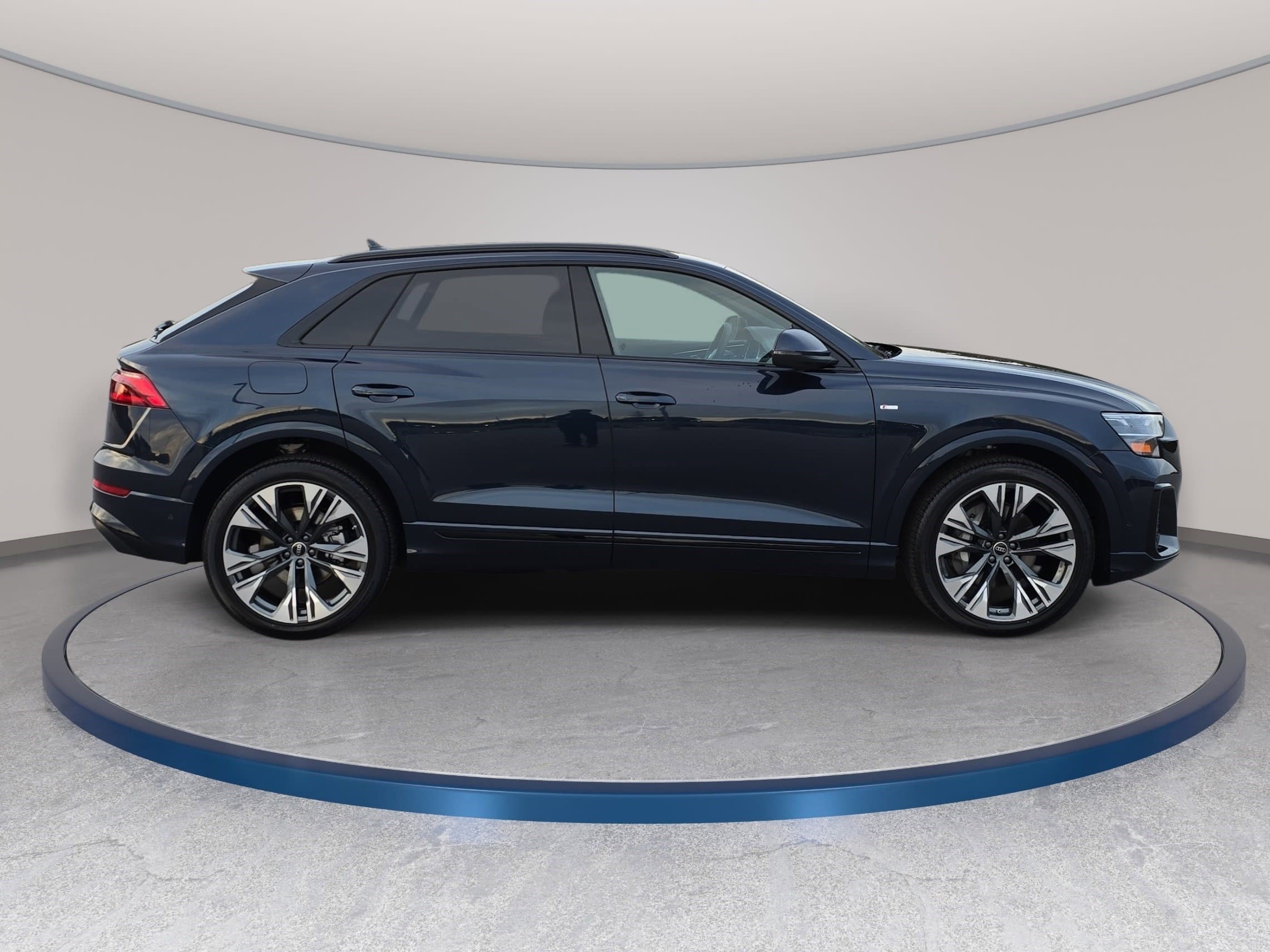 New 2026 Audi Q8 Premium Plus image 4