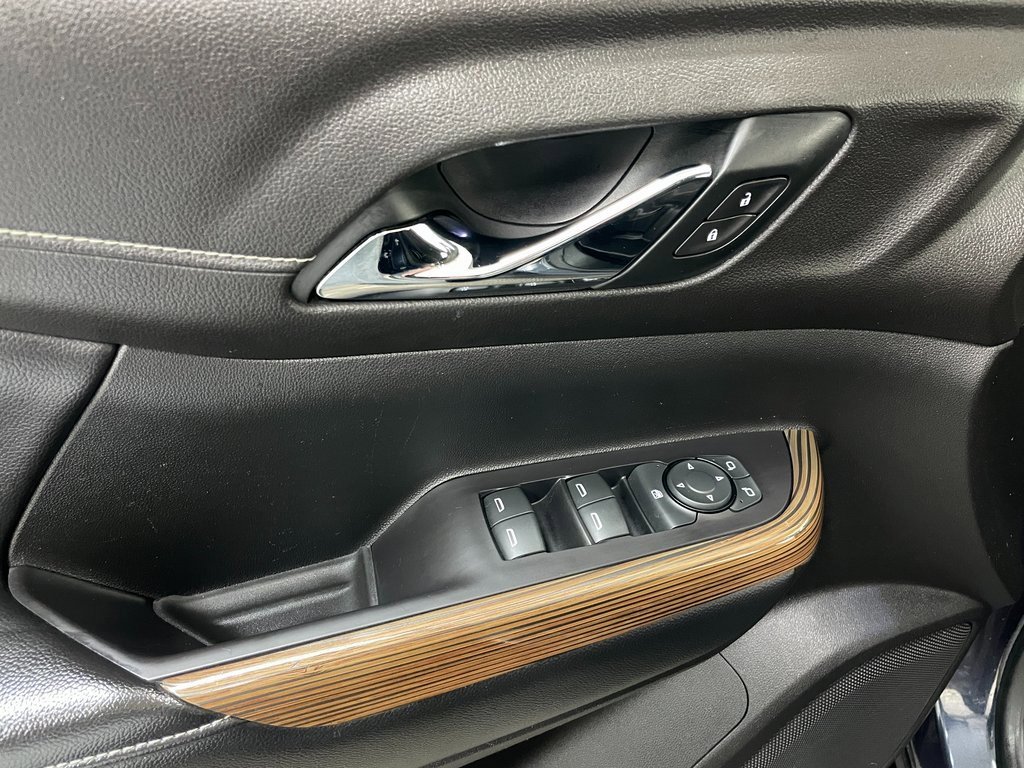 Used 2019 GMC Acadia SLE image 21