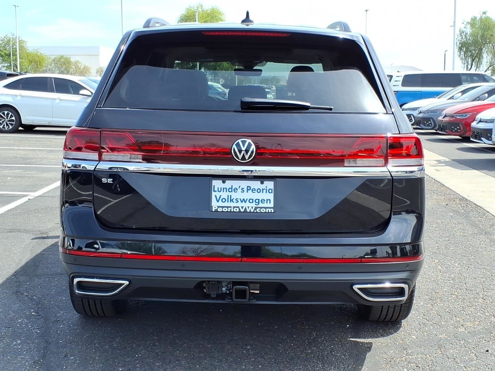 New 2026 Volkswagen Atlas SE image 4