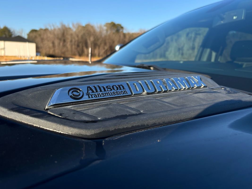 Used 2022 Chevrolet Silverado 2500 High Country image 11