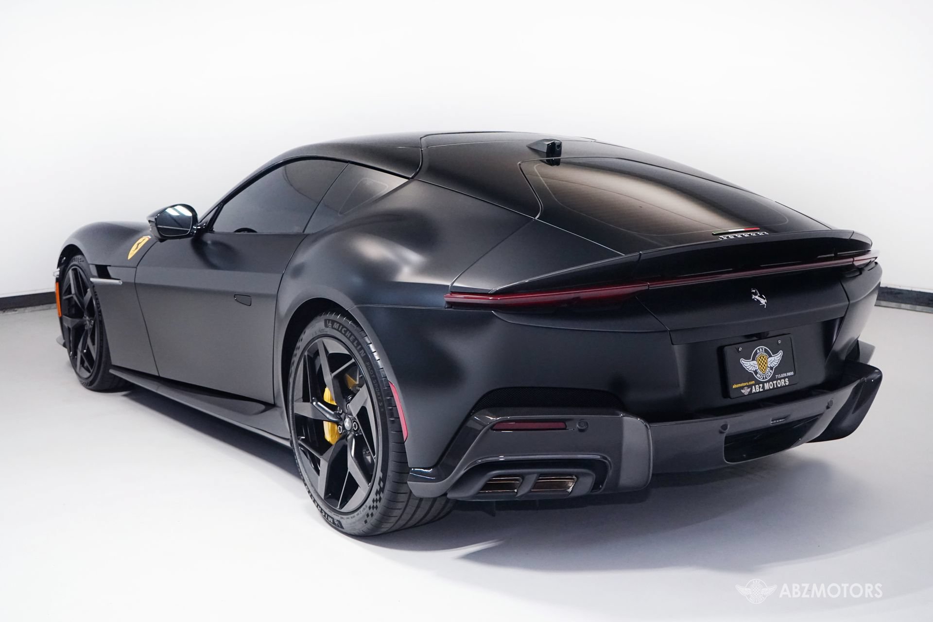 Used 2025 Ferrari 12Cilindri RWD image 8