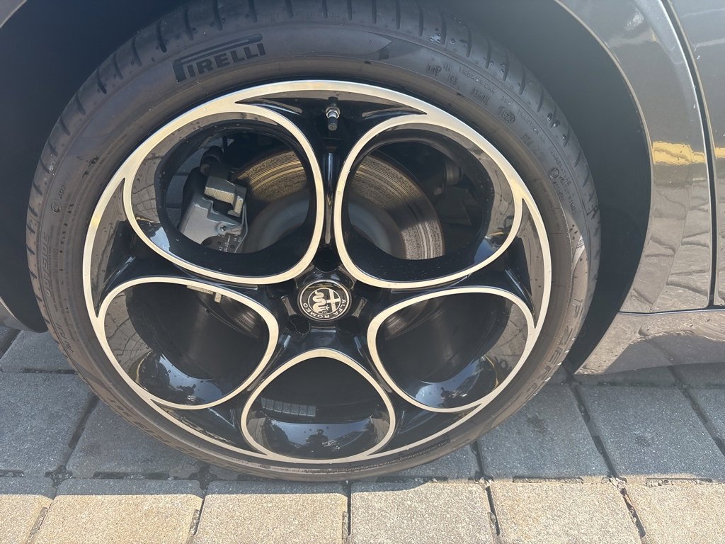 Used 2024 Alfa Romeo Giulia Ti image 39