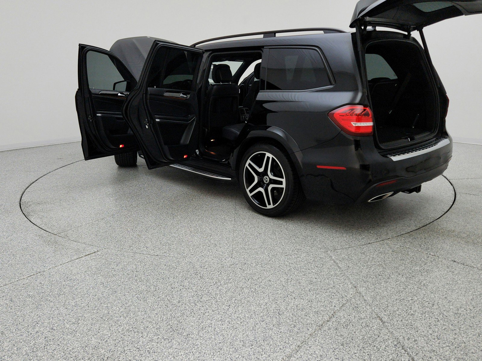 Used 2019 Mercedes-Benz GLS 550 4MATIC image 12