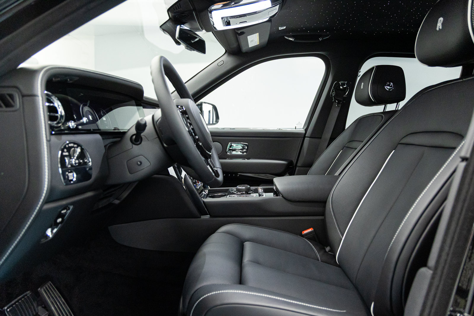 New 2027 Rolls-Royce Cullinan AWD/4WD image 29