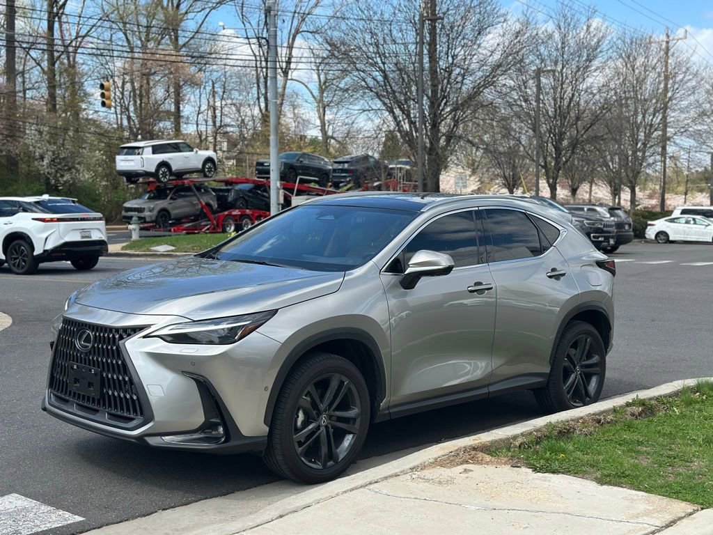 Used 2025 Lexus NX 450h+ AWD w/ Towing Package (2000 Lbs) image 3