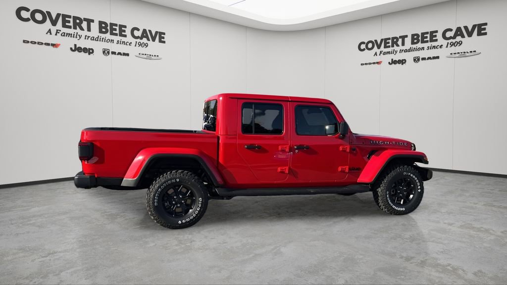 New 2025 Jeep Gladiator High Tide image 10