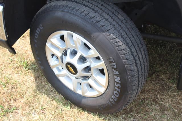 Used 2024 Chevrolet Silverado 2500 LT AWD/4WD image 25