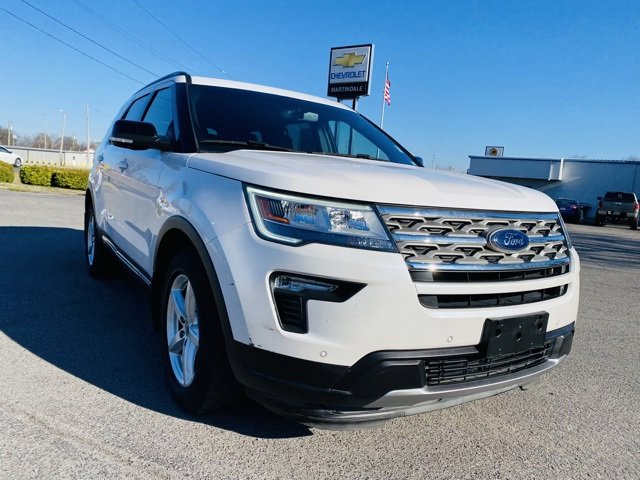 Used 2018 Ford Explorer XLT w/ Equipment Group 202A image 8