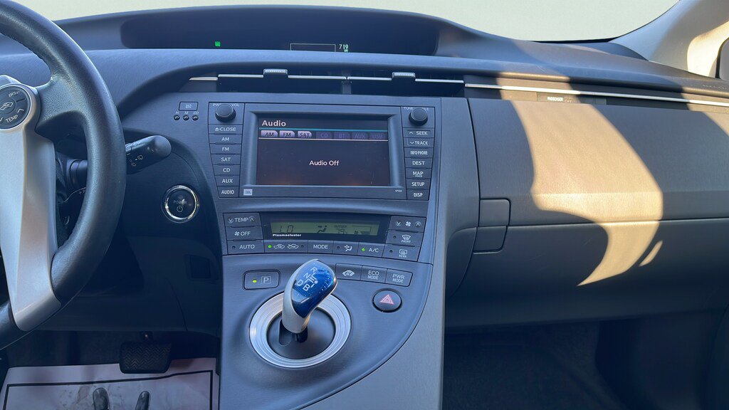 Used 2010 Toyota Prius Five FWD image 10
