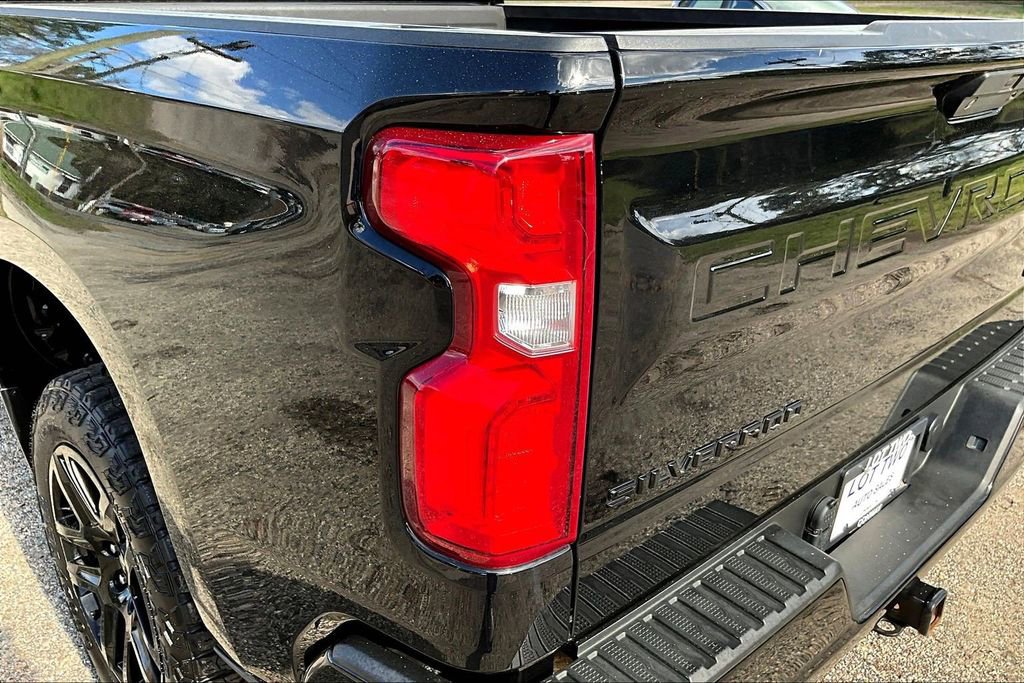 Used 2021 Chevrolet Silverado 1500 Custom Trail Boss w/ Midnight Edition image 24