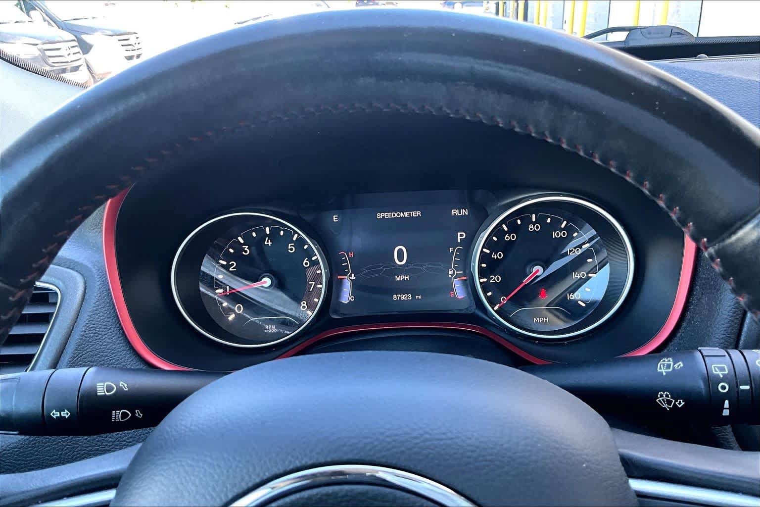 Used 2019 Jeep Compass Trailhawk w/ Leather Interior Group AWD/4WD image 23