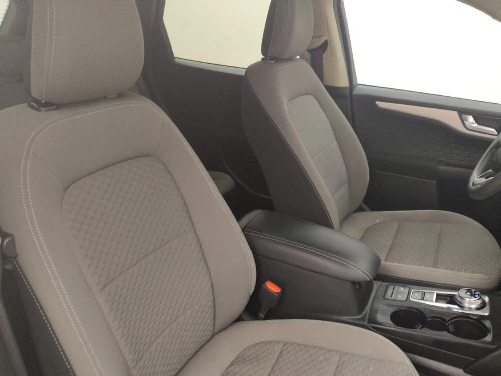 Used 2020 Ford Escape SE FWD image 21