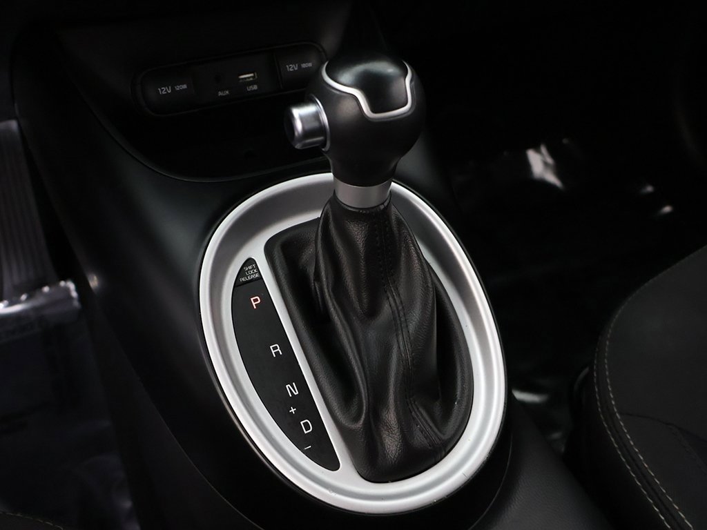 Used 2017 Kia Soul image 37